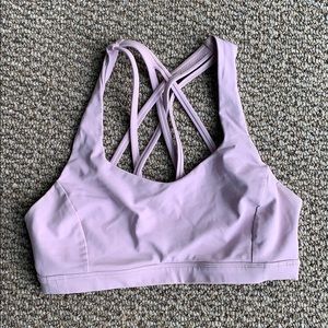 Lululemon sports bra